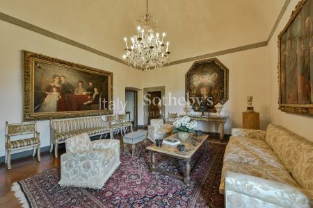 Majestic historical villa in the heart of Tuscany - Photo 4