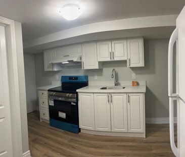 For Lease - 102 Massey Avenue, Kitchener, Ontario - Photo 6