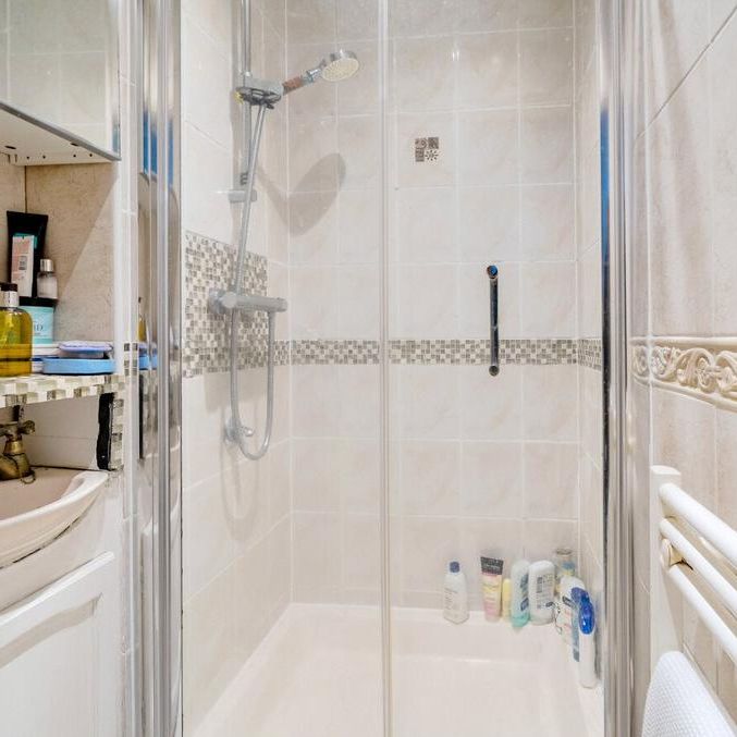 4 bedroom detached house to rent - Photo 1