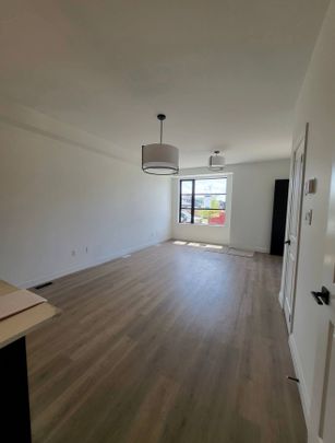 For Lease - 3900 Savoy Street Unit# 127, London South, Ontario - Photo 1