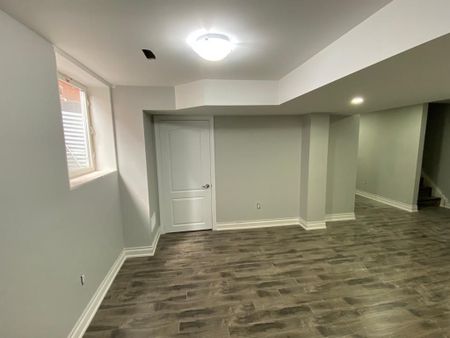 For Lease - 90 Peace Valley Crescent, Brampton, Ontario - Photo 5