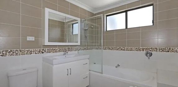 Country Charm! - Photo 2