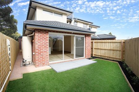 4/52 Santa Monica Drive, Keilor Lodge VIC 3038 - Photo 5