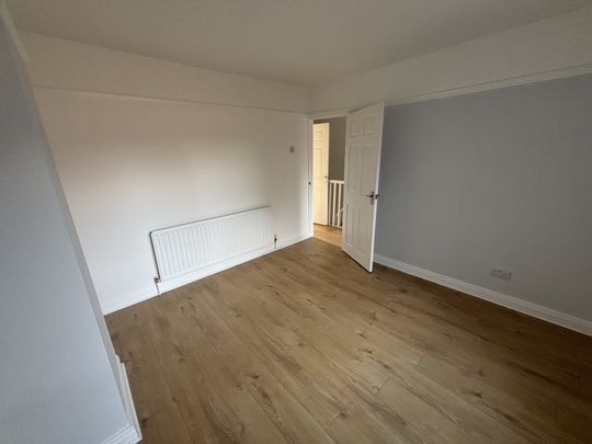 Hastilar Road South, Sheffield - Photo 1