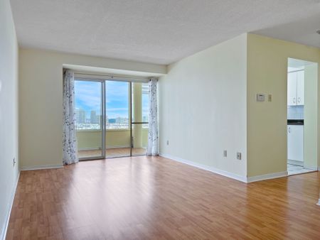 For Lease - 700 Constellation Drive Unit# 1507, Mississauga, Ontario - Photo 2