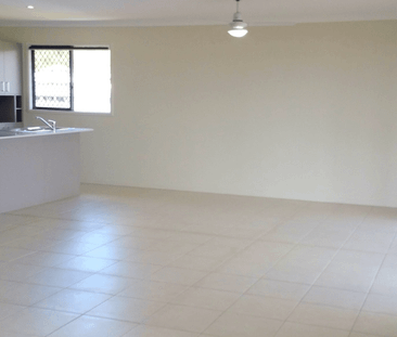 1/27 Goldfinch St, Redbank Plains, Qld 4301 - Photo 5