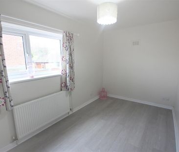 2 Bedroom House - Semi-Detached To Let - Photo 6