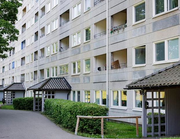 Bredfjällsgatan 36 - Foto 1