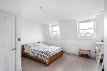 4 bedroom terraced house to rent - Photo 3