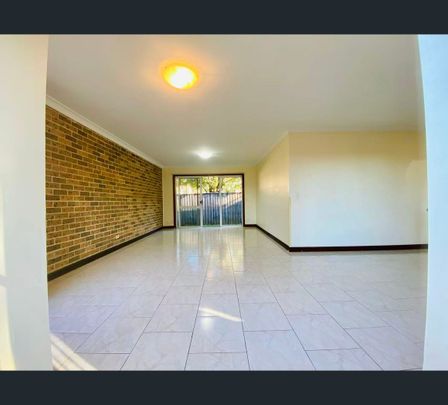 9/19-21 Wingate Avenue, Eastwood, NSW 2122 - Photo 1