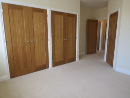 Mill Gate, Newark, Nottinghamshire, NG24 - Photo 5