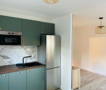 Quartier Alsace Lorraine - F2 meublé à 12 min gare - Photo 2