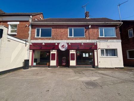3 bedroom flat to rent - Photo 4