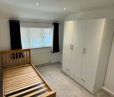 Room in a Shared House, Luton, LU2 - Photo 3