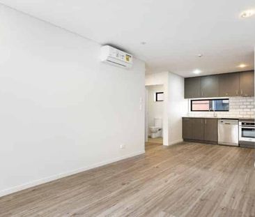 GLEN INNES, 1 BEDROOM - Photo 4