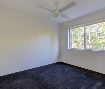 Modern 2 Bedroom Apartment in Labrador - Photo 4