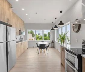 6 rooms apartment of 42m² in Trois-Rivières - Photo 1