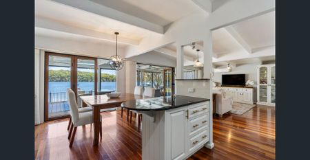 Wake Up on the Water - Photo 3