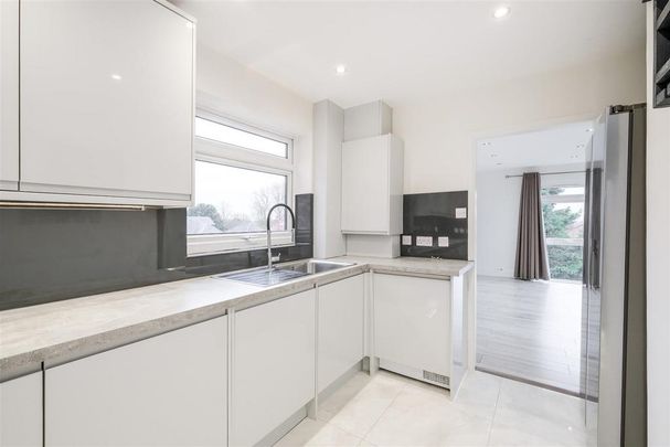 2 bedroom house to rent - Photo 1