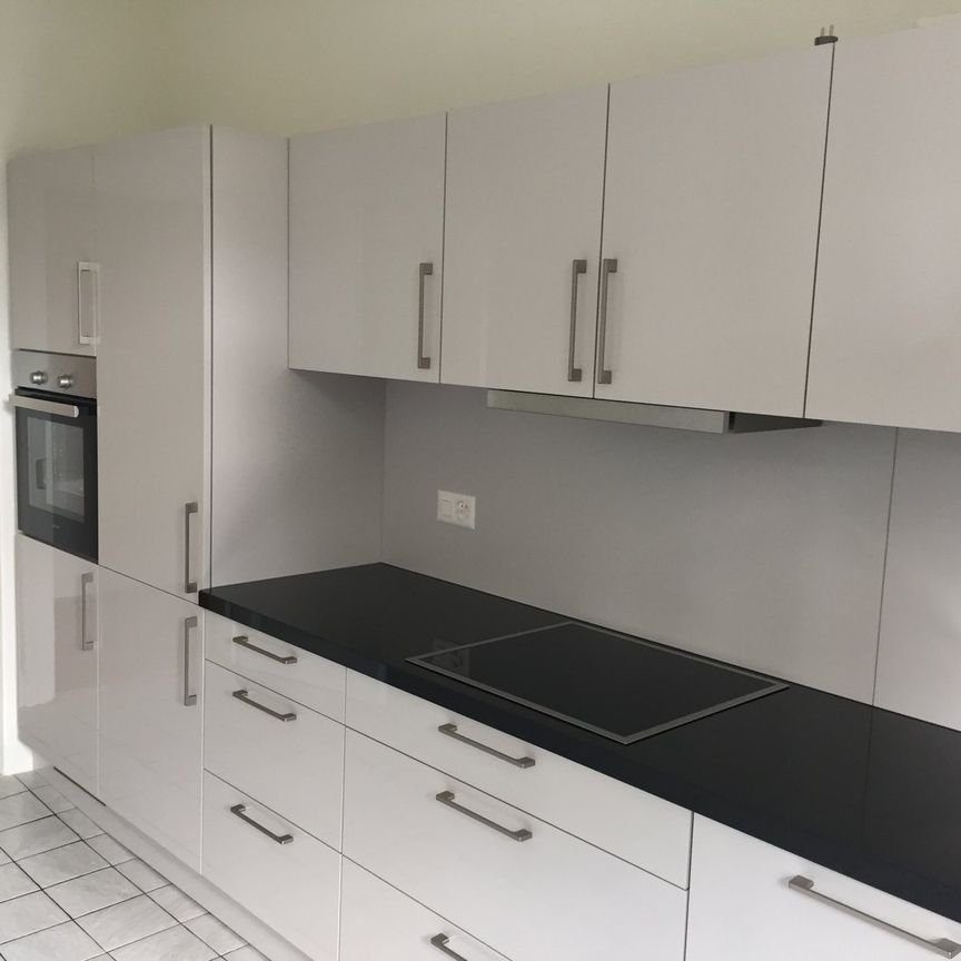 Gemütliche 3-Zimmer-Altbau-Wohnung im urbanen Kleinbasel - Photo 1