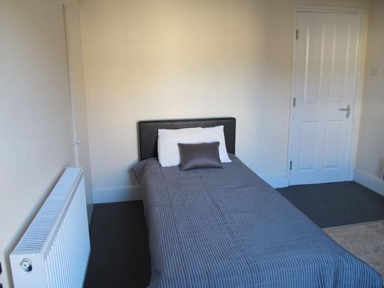 1 bedroom house to rent - Photo 1