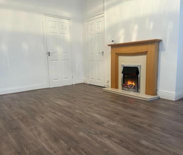 2 bedroom ground floor flat to rent - Photo 4