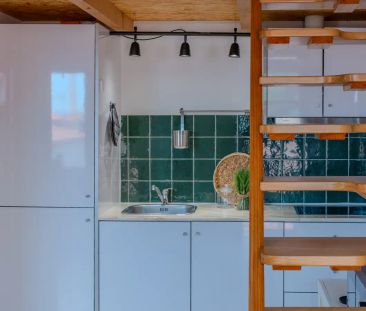 Studio for rent in Porto with no balcony - Photo 1