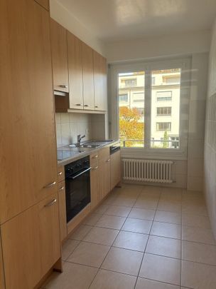 Magnifique 2.5 pièces avec vue au 4ème étage - Photo 1