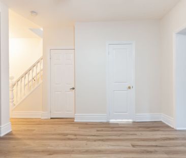 For Lease - 26 Park Street, Peterborough, Ontario - Photo 2