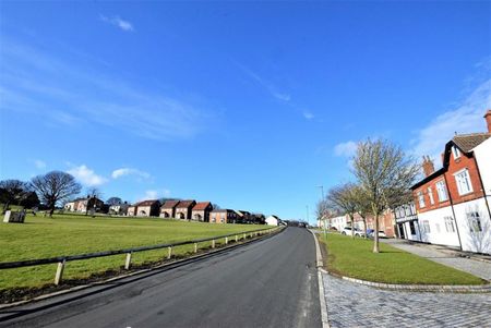 2 bedroom Flat To Let Total Size: 732 SQ FT - Photo 5