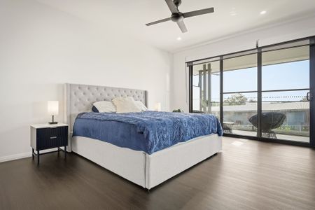 Stunning Family Home in Rouse Hill - Photo 3