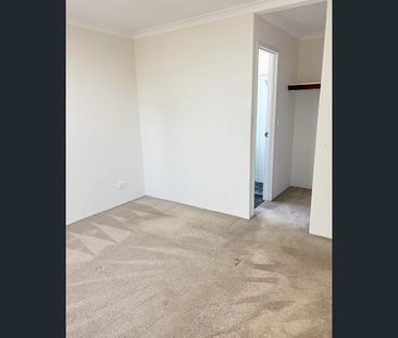10 Perida Way, Greenfields, WA 6210 - Photo 2