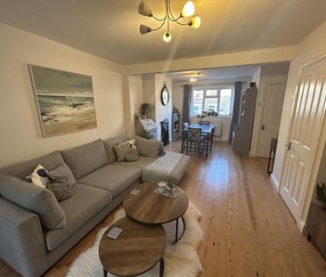 3 bedroom terraced house to rent - Photo 1