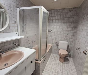 Praktische woning met zonnig terras en dubbele garage in centrum Po... - Foto 5