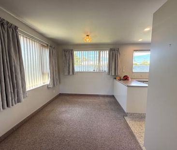 1 Karina CrescentRedwoodtown - Photo 4