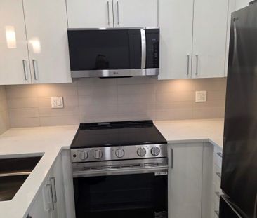 Brand New Jacob Building – 1 Month Free Rent! - Photo 6