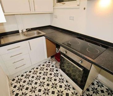 Esmond Street, Bradford, BD7 - Photo 1