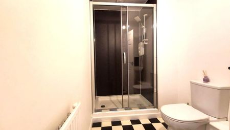 2 bedroom flat to rent - Photo 4