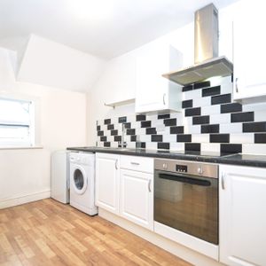 Hoe Street, E17, London - Photo 2