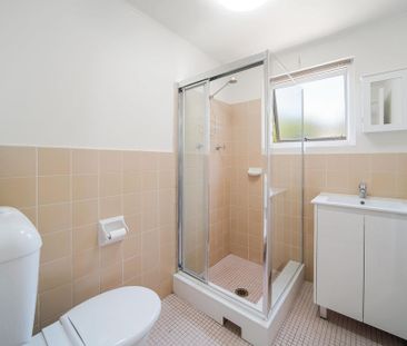 Renovated Studio with Car Space in the Heart of Newtown - Photo 6