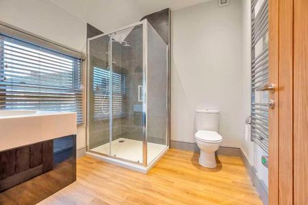 Burley Corner, High Street, Oakham, LE15 - Photo 4