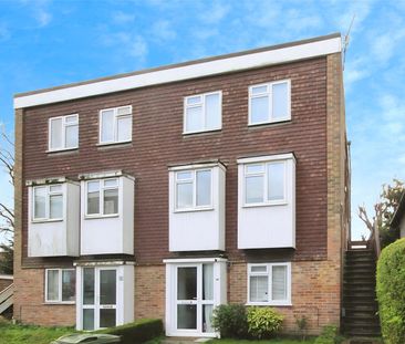 Drummond Road, Guildford, Surrey, GU1 4NX - Photo 3