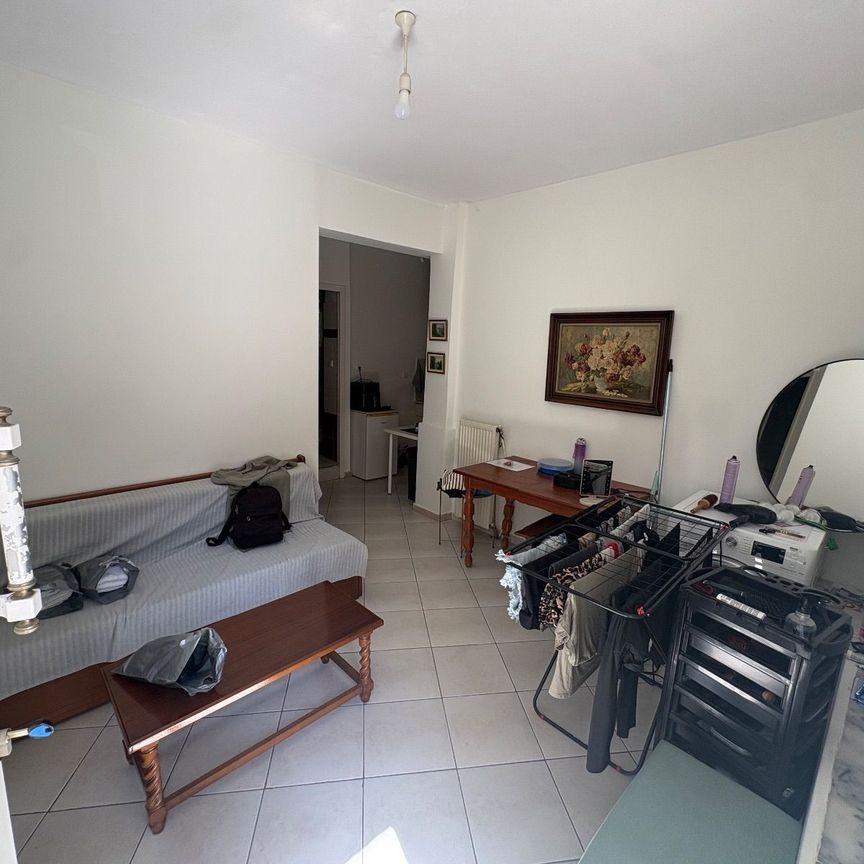 Studio/Γκαρσονιέρα για ενοικίαση Ρήγα Φεραίου (Νεάπολη) - Photo 1