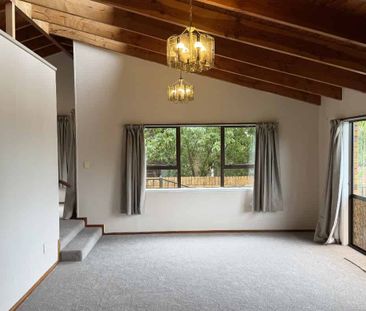 3 bedroom house with 2 studies Marina View School Zone - Photo 3