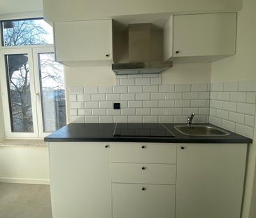 Gerenoveerd modern appartement met alle voorzieningen - Photo 3