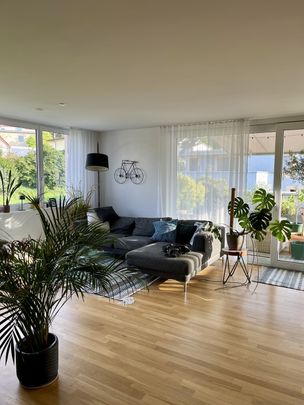APPARTEMENT 31/2 PIÈCES MANSARDÉ À WINTERTHOUR - WÜLFLINGEN, MEUBLÉ, TEMPORAIRE - Photo 1