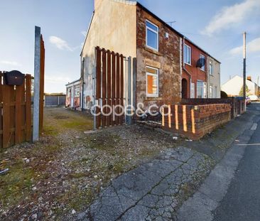 2 bedroom end of terrace house to rent - Photo 3