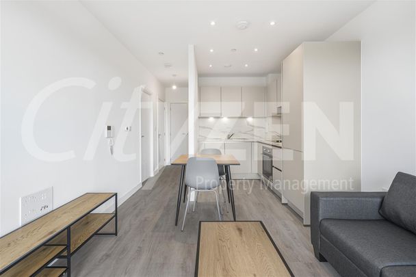 Pullman House, Wembley Park Gardens, Wembley, London - Photo 1