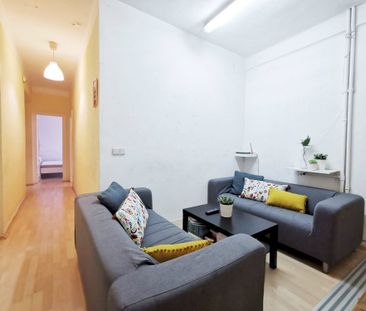 Single room in Fernández de los Ríos - Photo 6