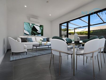 10/14 Ryhope Street, Mount Hutton NSW 2290 - Townhouse For Rent | Domain - Photo 3